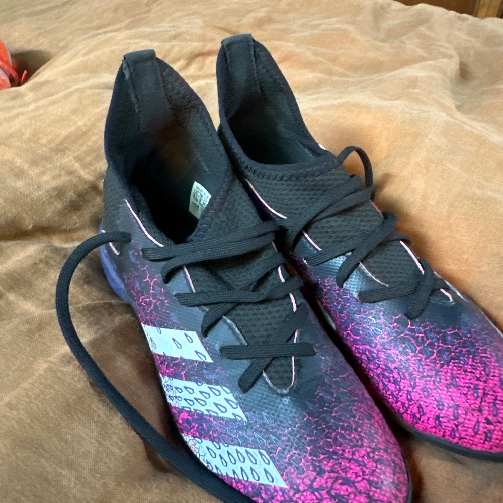 Adidas predator turf shoes